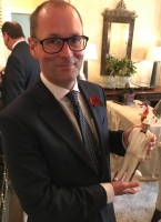 Allen Packwood BA, MPhil (Cantab) FRHistS OBE Allen Packwood BA, MPhil (Cantab) FRHistS OBE