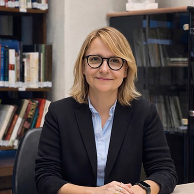 Prof Elif Korporal