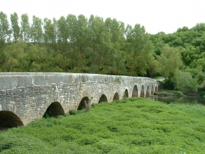 Tres Puentes Bridge