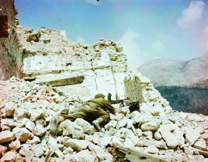 1944