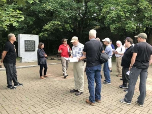 Discussing the battles at the Red Bridge at Polotsk