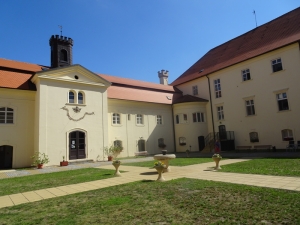 Sokolnitz Castle Courtyard