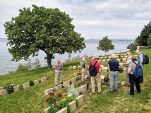 Beach CWGC