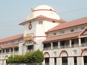 Bogyoke Aung San Market (formerly Scott's Market)