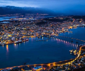 Shells Exploding at a Picnic - click to enlarge Shells Exploding at a Picnic